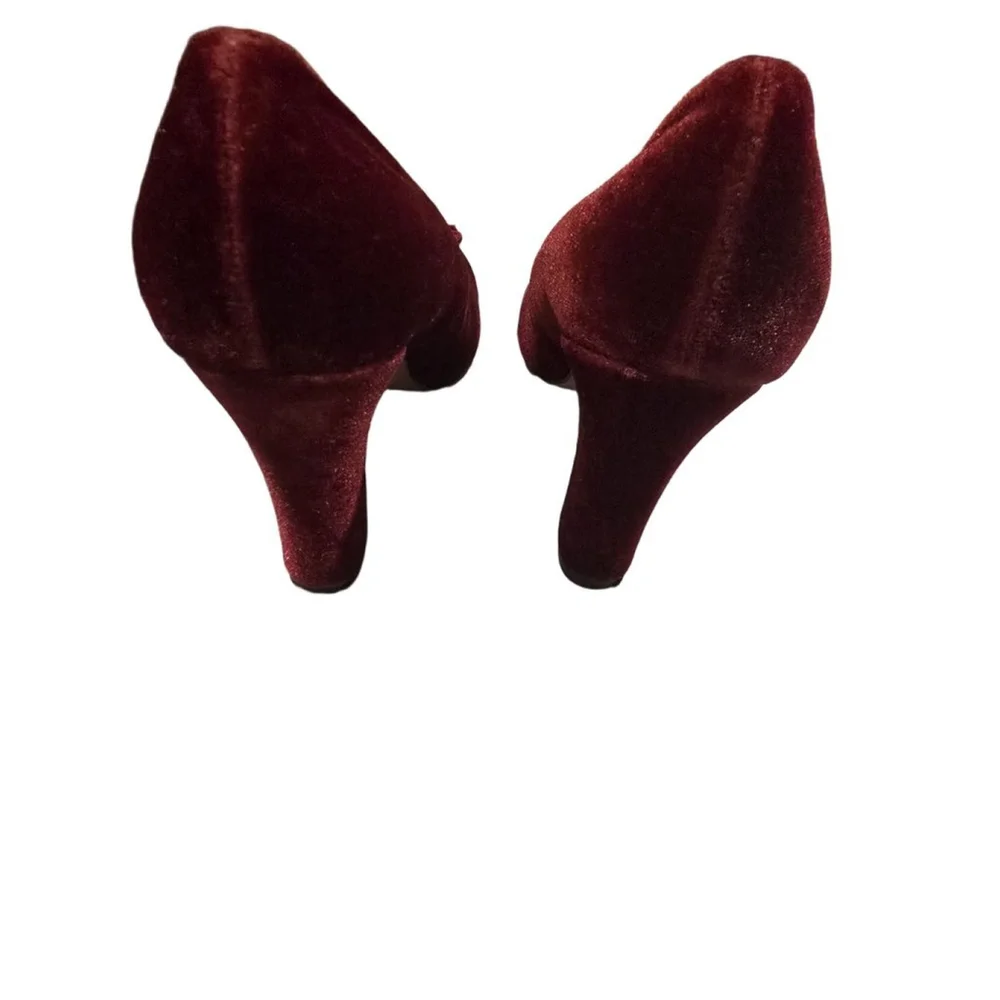 Ginger Goff Burgundy Velvet Heels with Turquoise Size 8.5